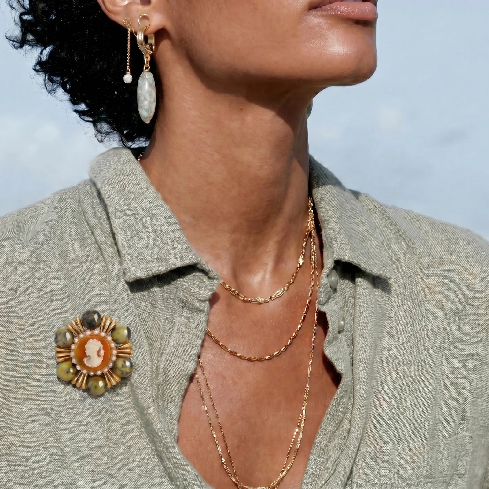 Empress Cameo Brooch by Valtrexa