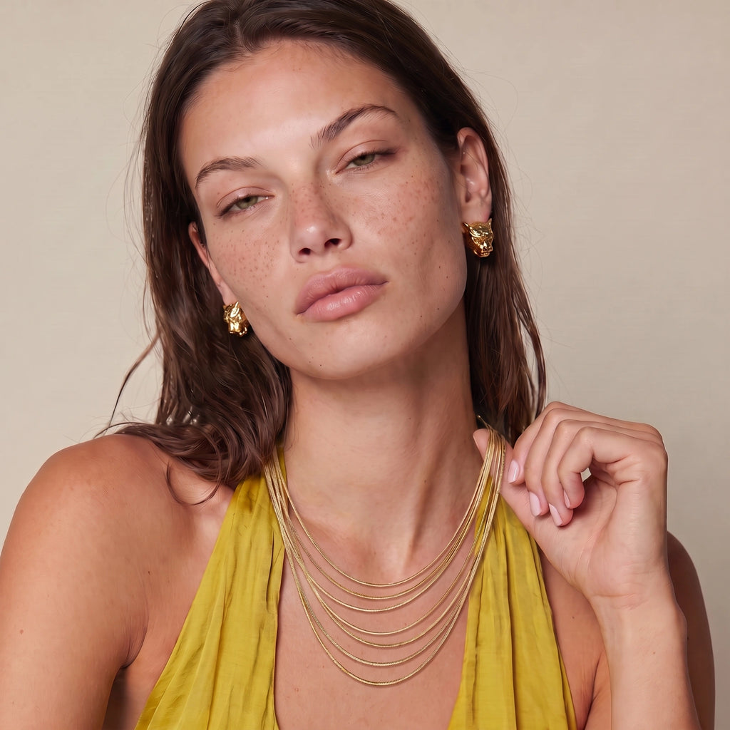 Golden Hour Layers Necklace by Valtrexa